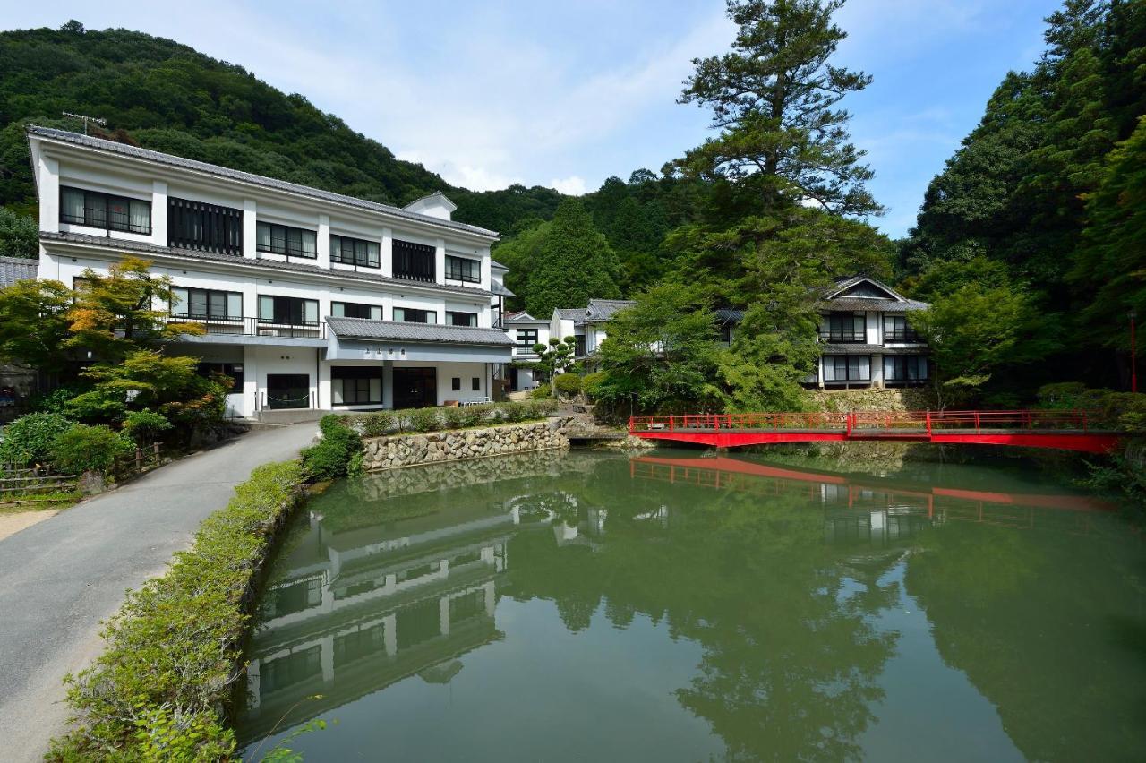 Yumoto Ueyama Ryokan Хімедзі Екстер'єр фото