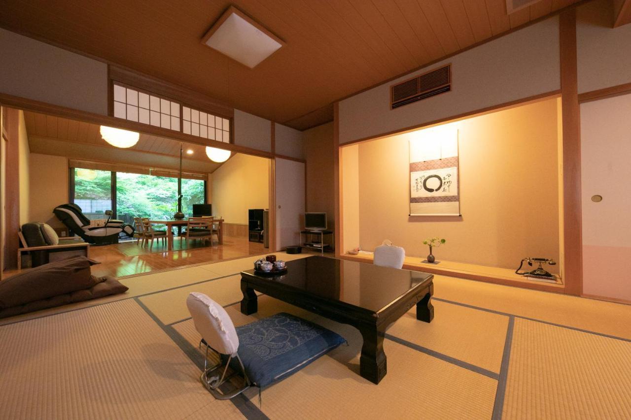 Yumoto Ueyama Ryokan Хімедзі Екстер'єр фото