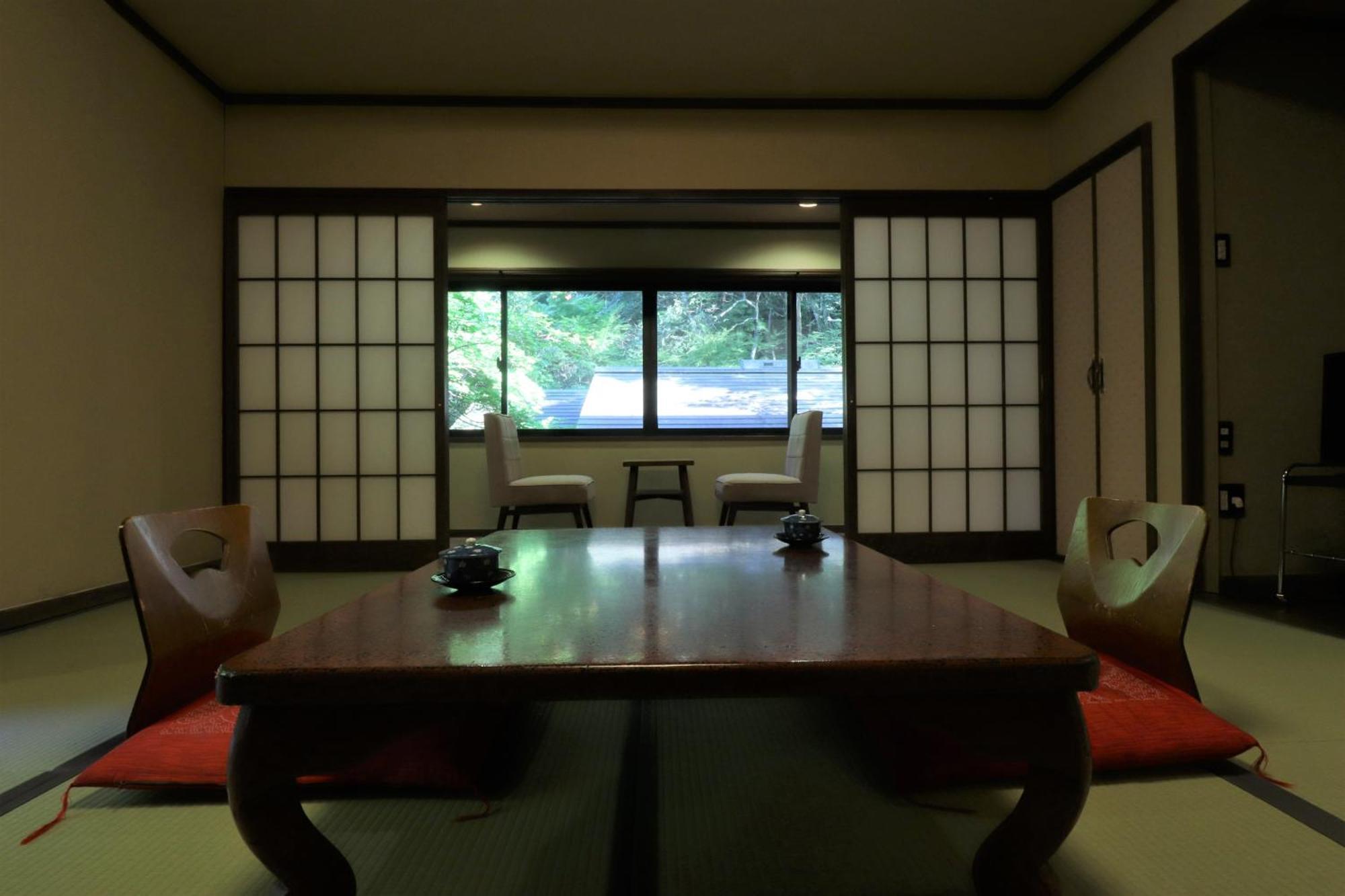 Yumoto Ueyama Ryokan Хімедзі Екстер'єр фото