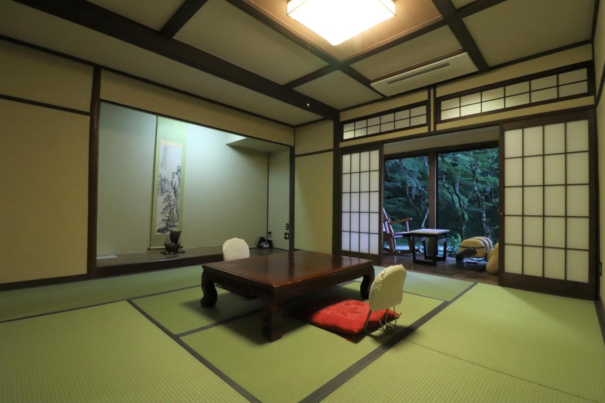 Yumoto Ueyama Ryokan Хімедзі Екстер'єр фото