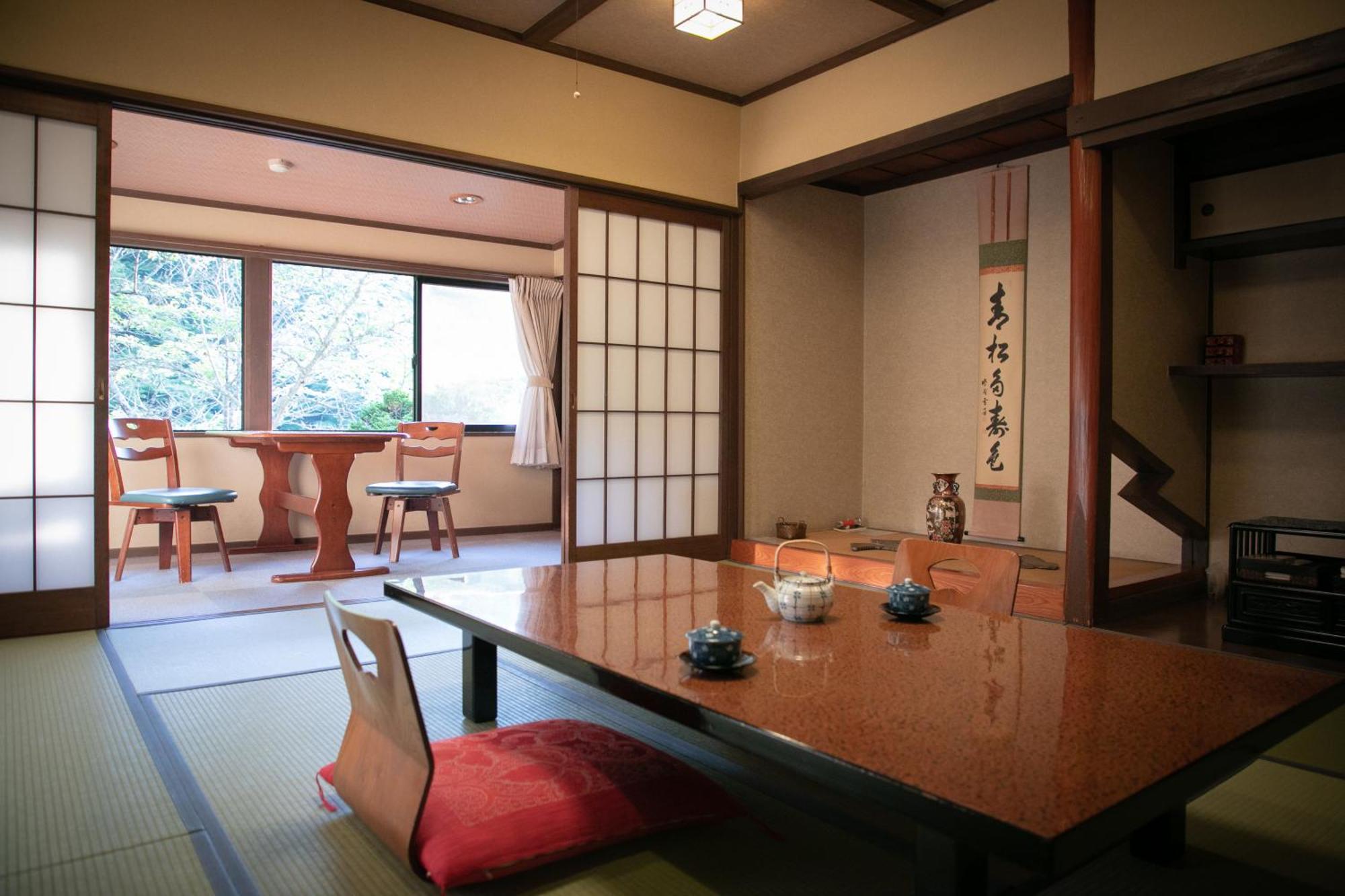 Yumoto Ueyama Ryokan Хімедзі Екстер'єр фото